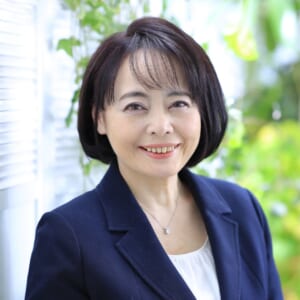 カール友波さん